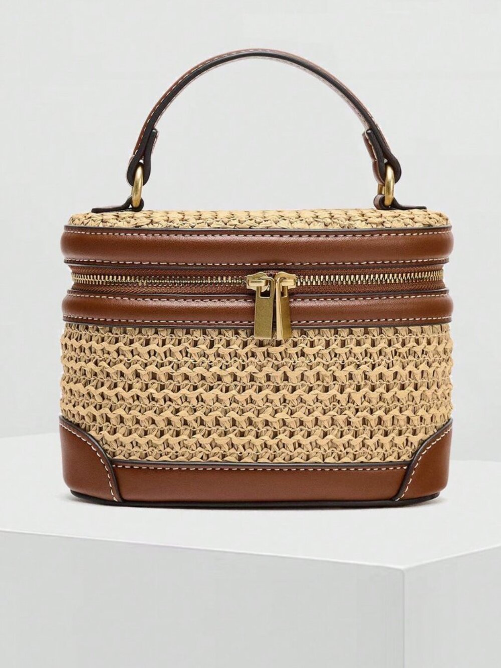 Khaki Vacation Women's Structured faux Leather trim & Woven Crossbody Handbag - Picture 1 of 8